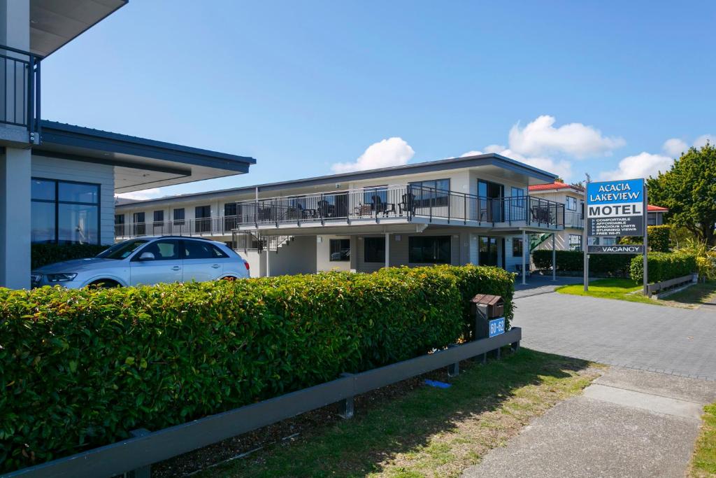 Acacia Lake View Motel 陶波湖景汽車旅館外觀