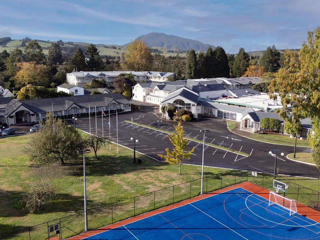 Wairakei Resort Taupo 溫泉度假村外觀