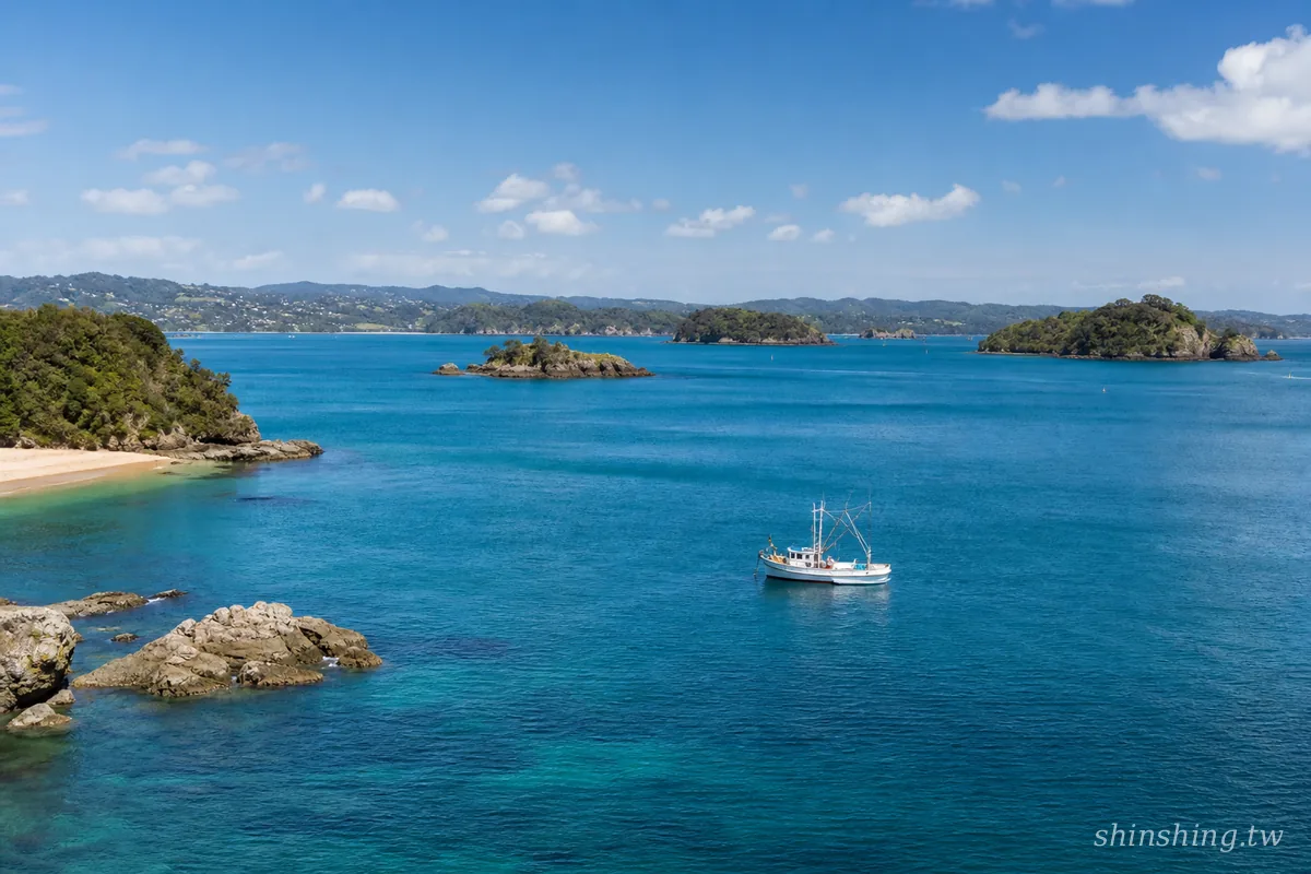 Bay of Islands 島嶼灣海域釣魚船,北島深海釣旗魚與 Kingfish 熱門海域