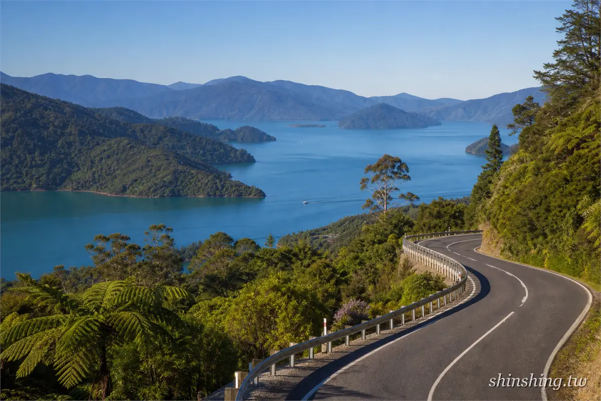 Queen Charlotte Drive 沿海蜿蜒公路
